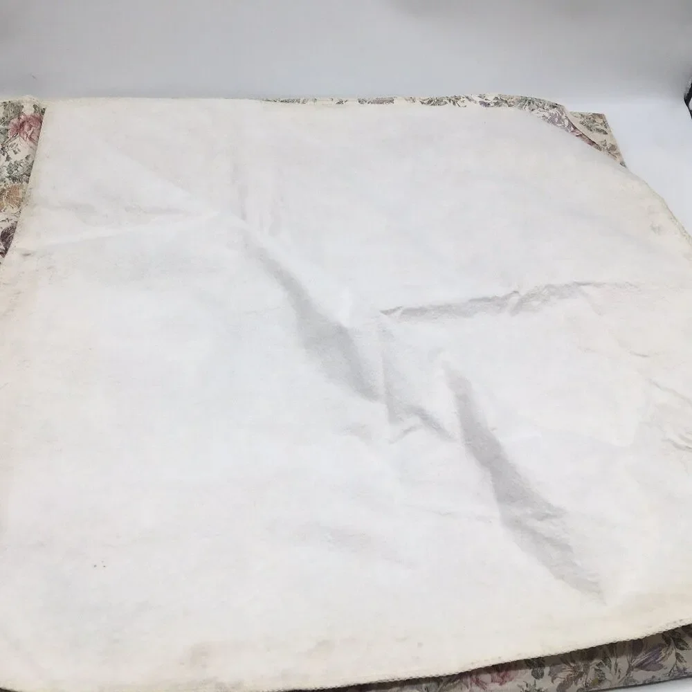 VTG 60”x100” Vinyl Flannel Back Tablecloth Floral Chintz Roses Flowers Outdoor